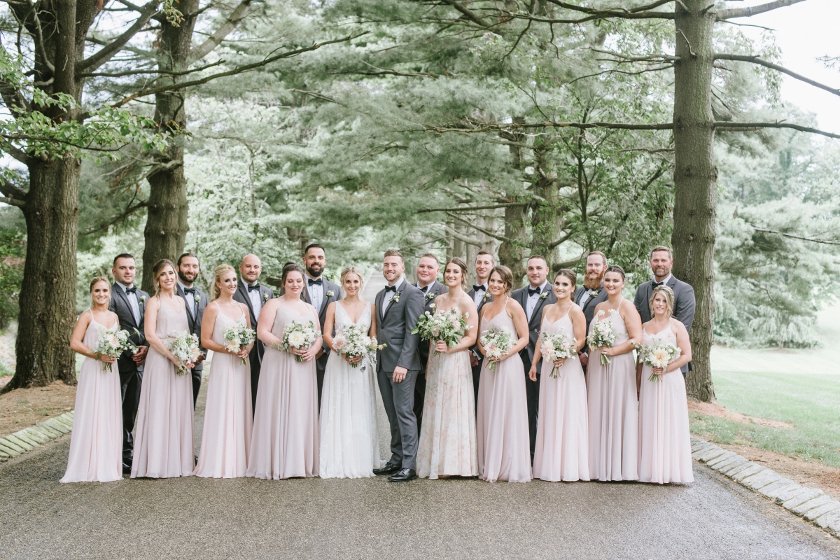 Bridal Party Neutral Natural Blushtones Saipua Bouquets Grand Elegant Classic Garden Theme Weddings of Distinction Merrimaker Caterers Ashford Estate Summer Wedding by Gilded Lilly Events