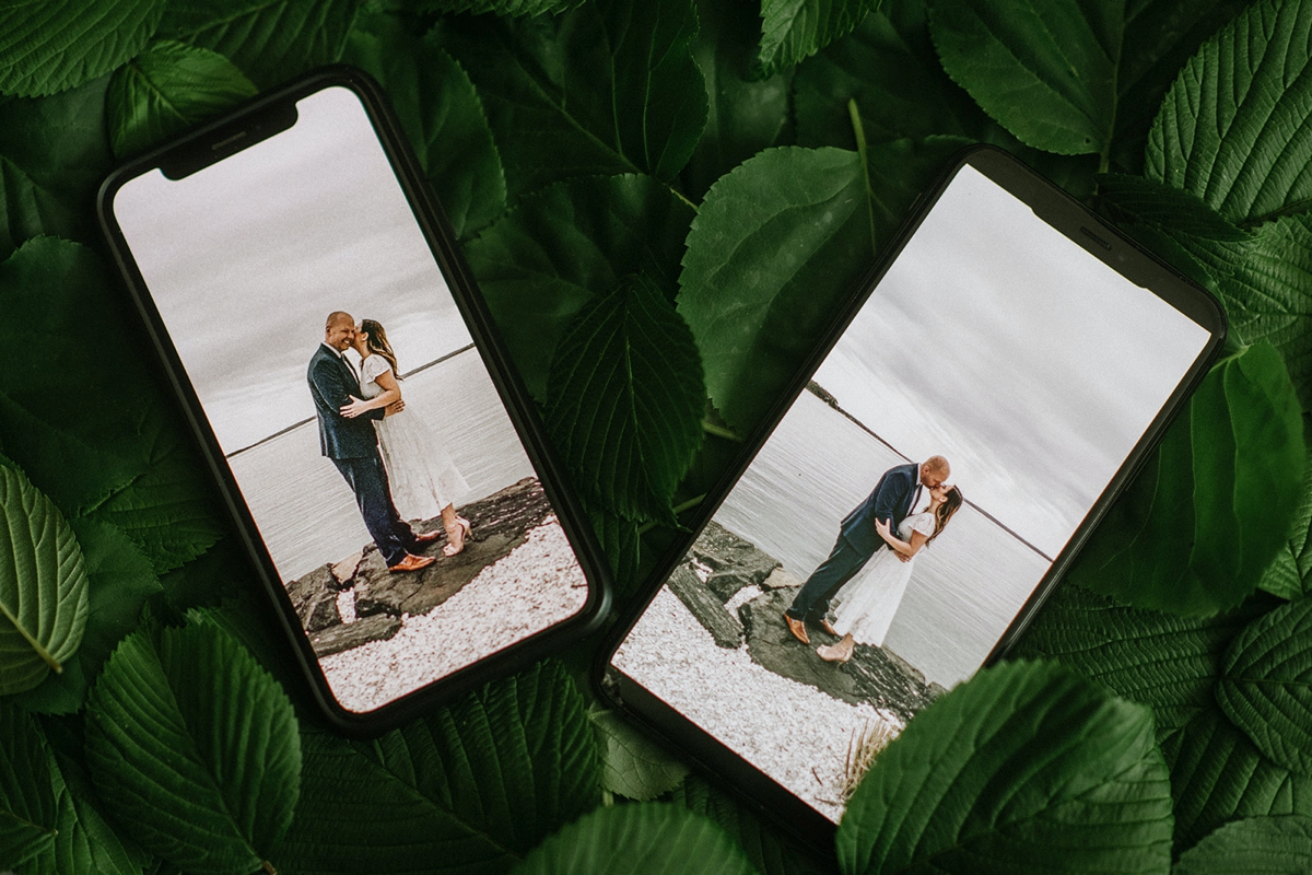Couple has photoshoot on their original wedding date Covid-19