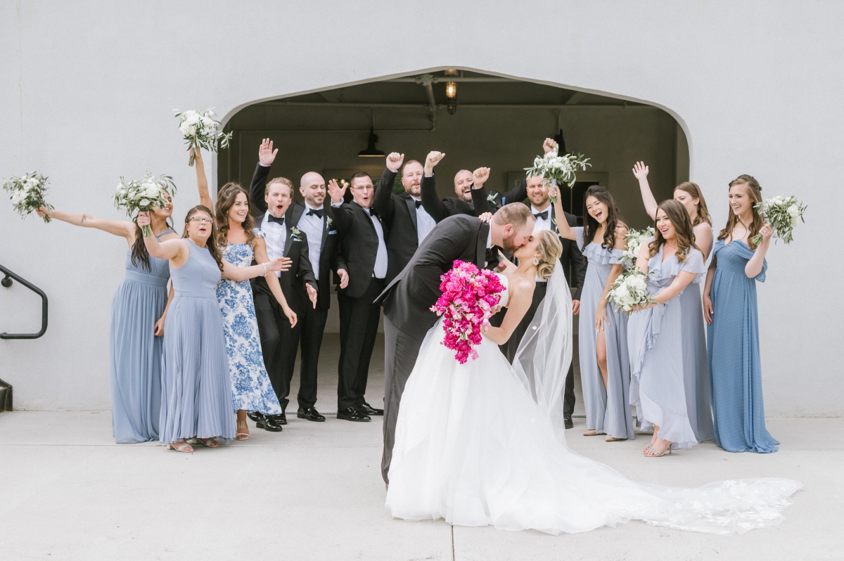 Renault-Winery-wedding-bridesmaids-groomsmen