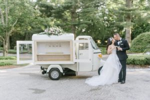Weddings-of-distinction-Ashford-Estate-wedding-photos-bride-and-groom-with-roving-bar