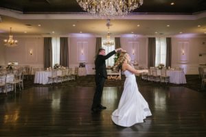 The-Mansion-at-Mountain-Lakes-first-dance