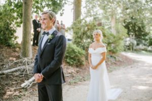 Summerfield-Farms-wedding-first-look